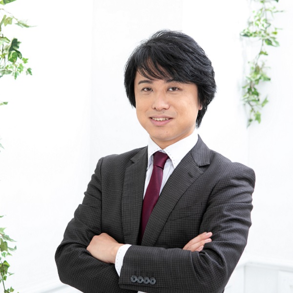 森本 良亮